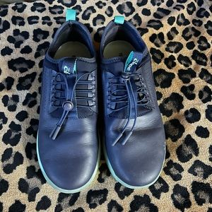 Womens Clove’s 9.5